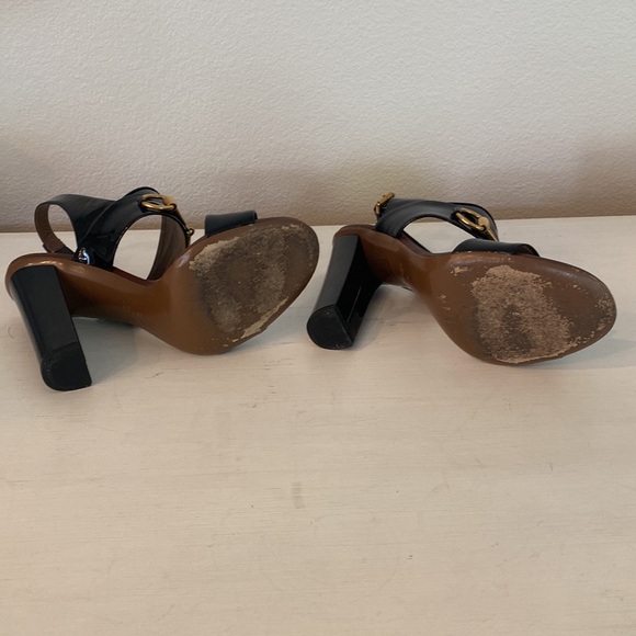GUCCI
Patent Horsebit Ankle Strap Sandals Block Heel Black 35.5 - Picture 5 of 7